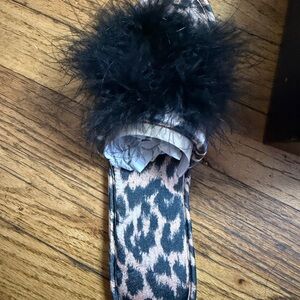 Faux Fur Leopard Print Slide Sandal - Black